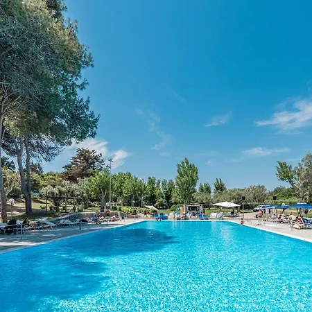 אתר קמפינג Borgo Mulino D'acqua 3*