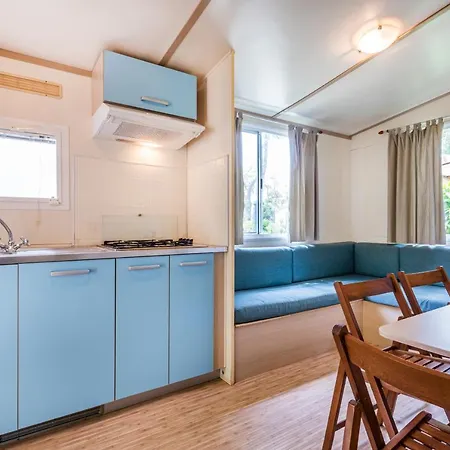 Borgo Mulino D'acqua אתר קמפינג 3*